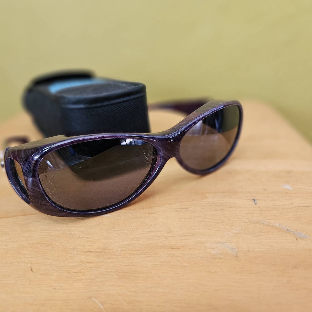 Elegant Purple Women's Sunglasses